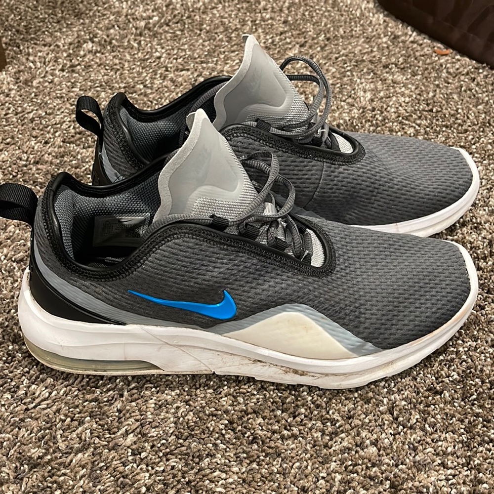Nike Air size 10.5 mens